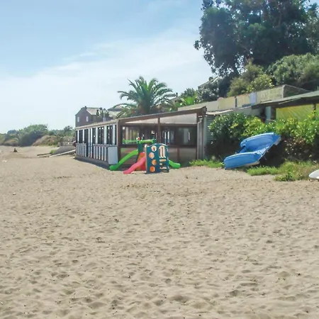 Сasa de vacaciones 3 Bedroom Gorgeous In Cervione Cervione