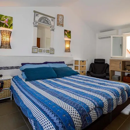 Сasa de vacaciones 3 Bedroom Gorgeous In Cervione