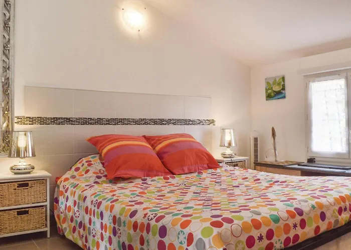 3 Bedroom Gorgeous In Cervione