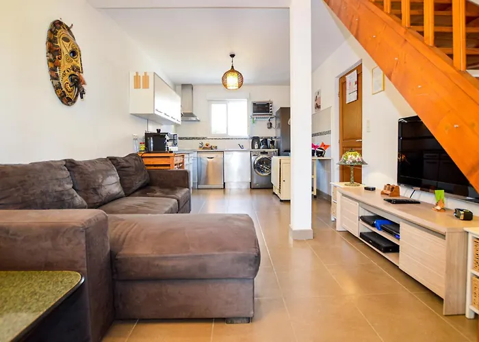 Vakantiehuis 3 Bedroom Gorgeous In